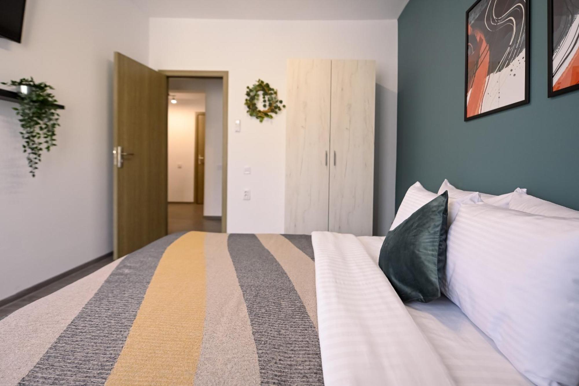 Old Town Charm - Modern & Comfortable Accommodation In The Heart Of The City 布加勒斯特 外观 照片
