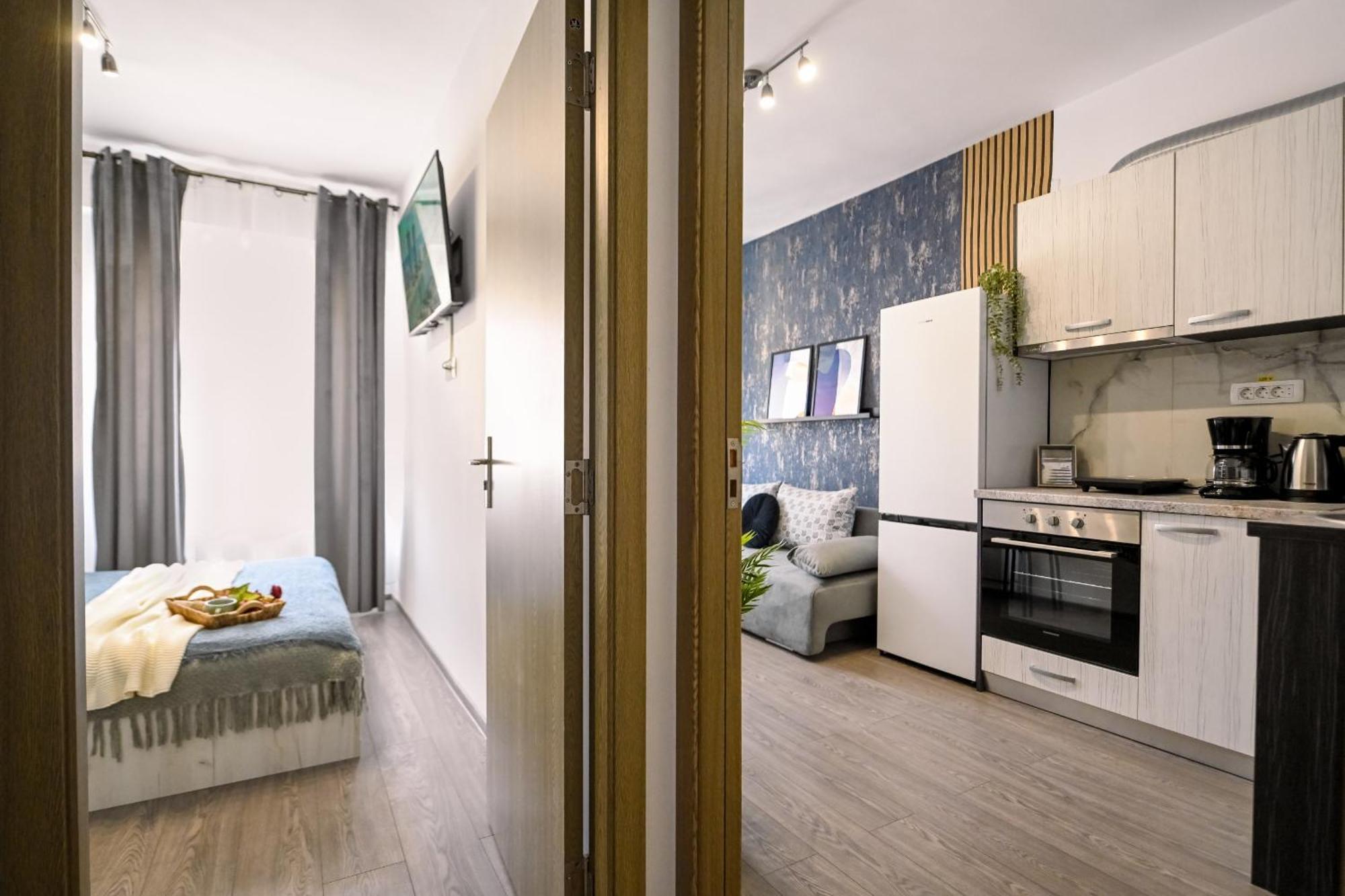 Old Town Charm - Modern & Comfortable Accommodation In The Heart Of The City 布加勒斯特 外观 照片